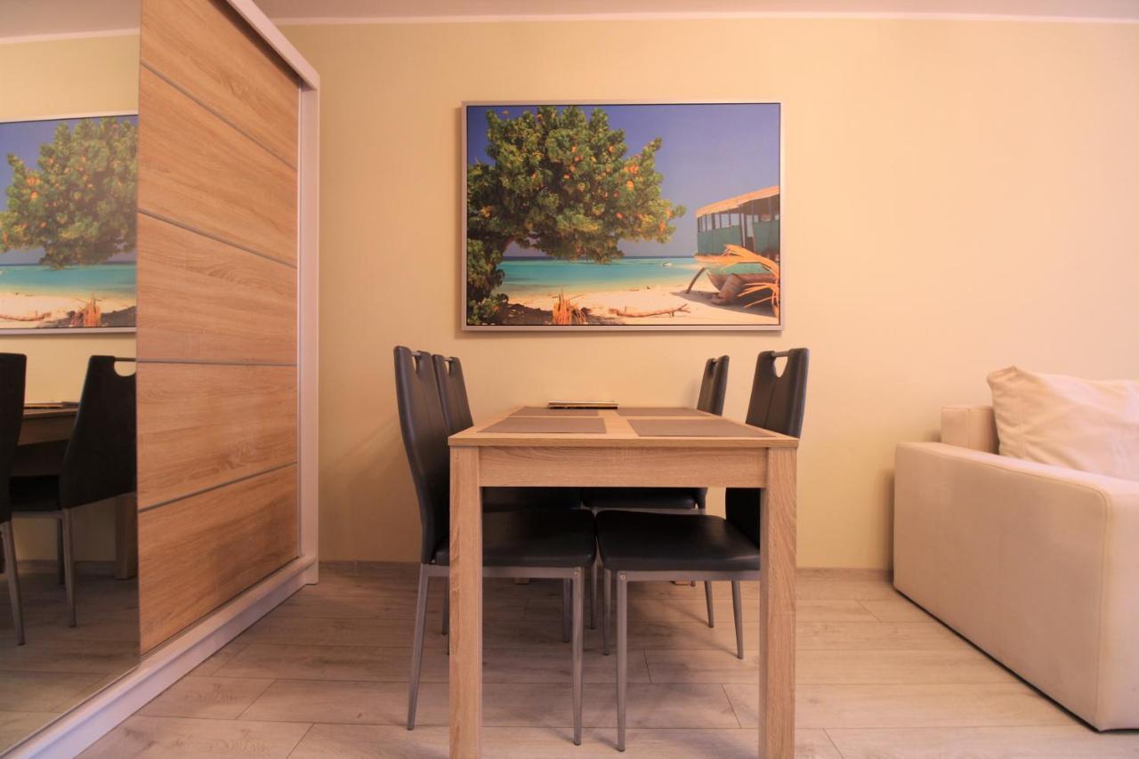 Apartament Gdynia Kazart.Pl 3 Centrumアパートメント エクステリア 写真